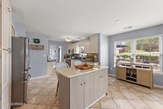 86 Colonial Drive, Tinton Falls, NJ 07712