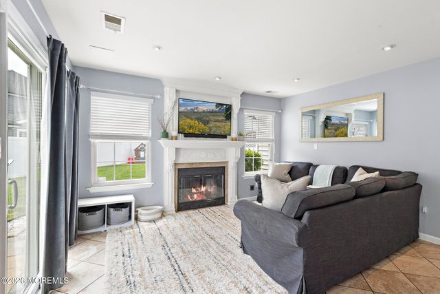 86 Colonial Drive, Tinton Falls, NJ 07712