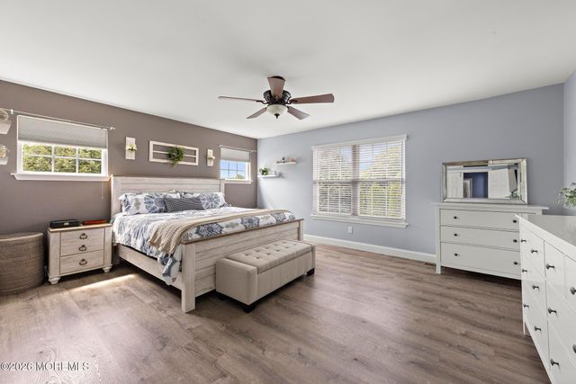 86 Colonial Drive, Tinton Falls, NJ 07712