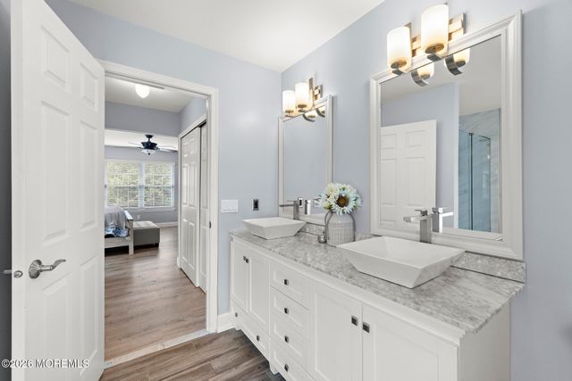 86 Colonial Drive, Tinton Falls, NJ 07712