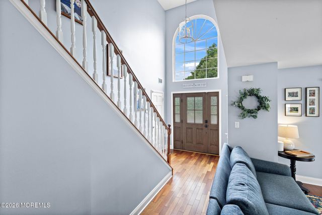 86 Colonial Drive, Tinton Falls, NJ 07712