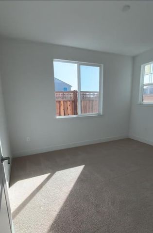 2968 Brentridge St, Lathrop, CA 95330