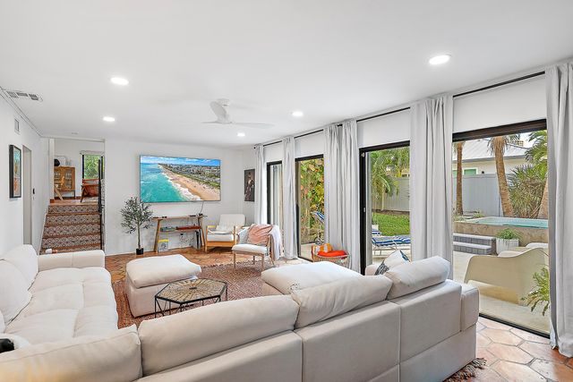 1271 Morse Boulevard, Singer Island, FL 33404