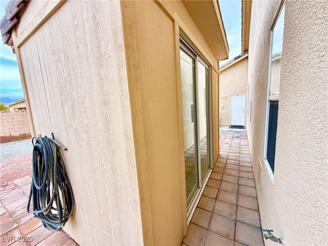 6780 Sandpebble Street, Pahrump, NV 89061