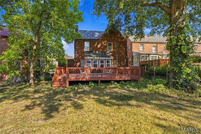 7332 Huntington Drive, Pasadena Hills, MO 63121