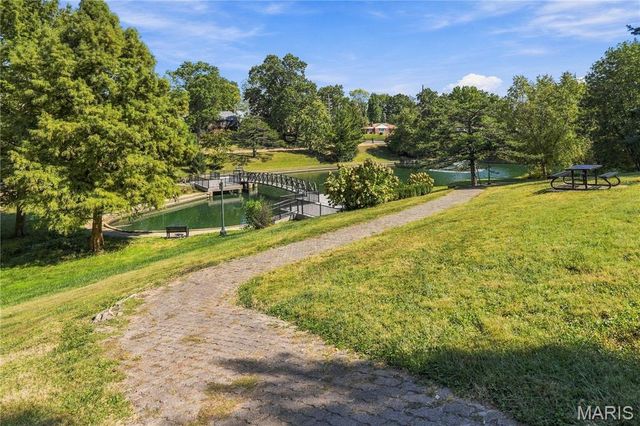 7332 Huntington Drive, Pasadena Hills, MO 63121