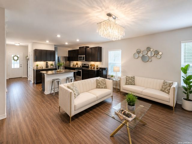 6006 Akin Quay, San Antonio, TX 78261