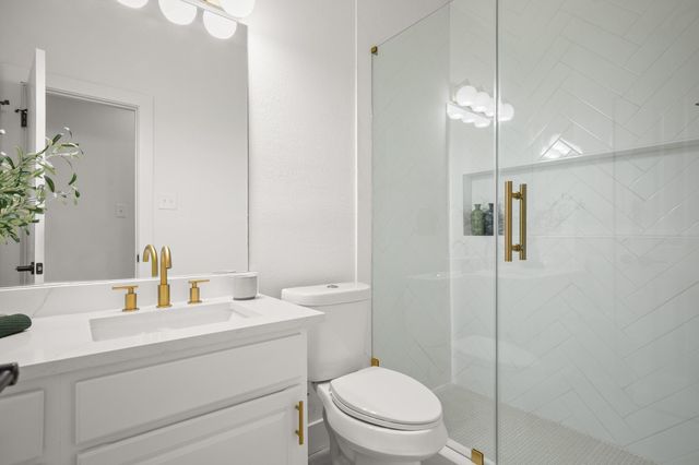 2022 Inverness DR, Round Rock, TX 78681