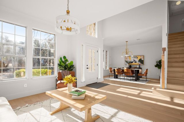 2022 Inverness DR, Round Rock, TX 78681