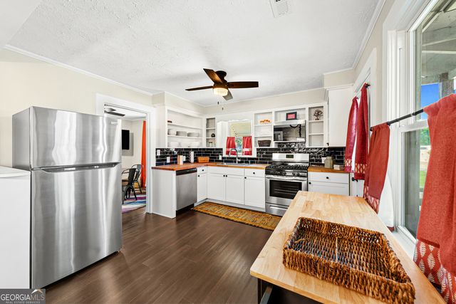 67 Fairview Avenue, Hartwell, GA 30643