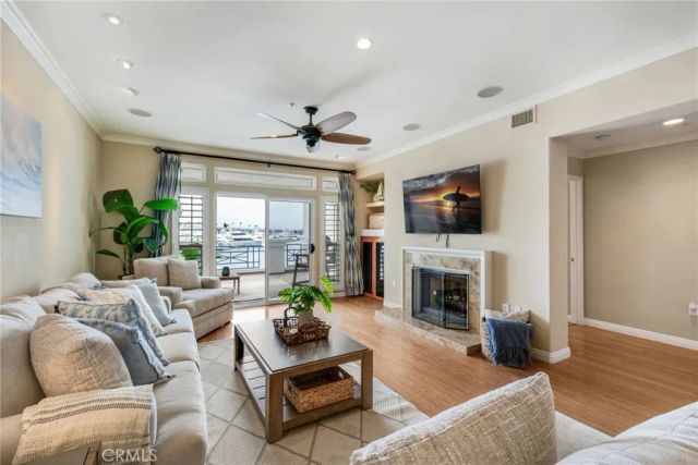 2600 Newport, Newport Beach, CA 92663