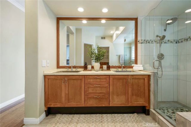 2600 Newport, Newport Beach, CA 92663