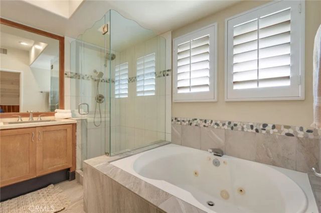 2600 Newport, Newport Beach, CA 92663