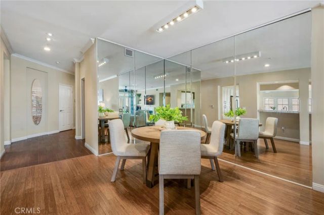 2600 Newport, Newport Beach, CA 92663