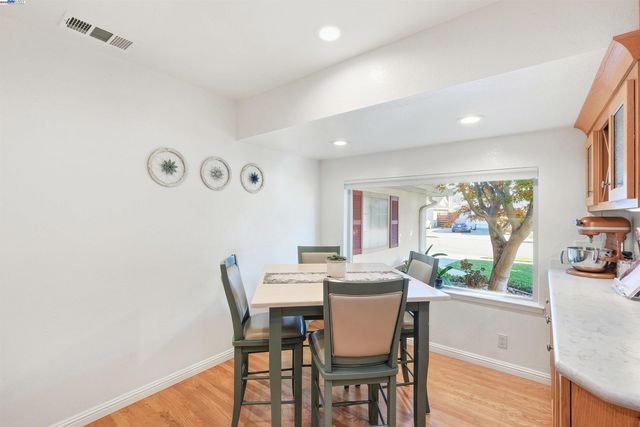 5233 Vernon Ave, Fremont, CA 94536