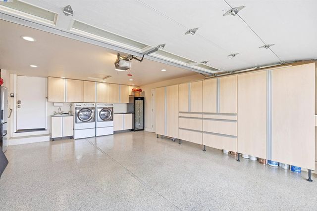 5233 Vernon Ave, Fremont, CA 94536