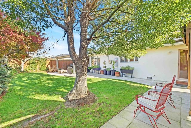 5233 Vernon Ave, Fremont, CA 94536