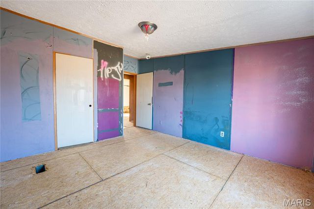 4001 Crest Drive, House Springs, MO 63051