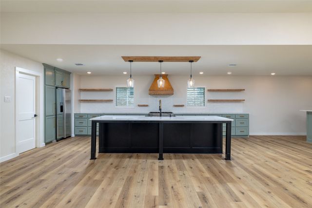 3705 Wren Avenue, Fort Worth, TX 76133