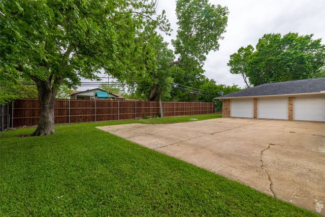3705 Wren Avenue, Fort Worth, TX 76133