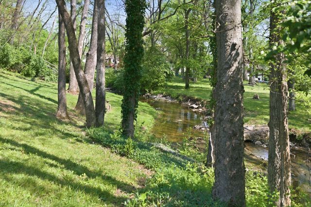 164 Chippendale Dr, Hendersonville, TN 37075