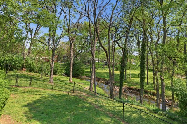 164 Chippendale Dr, Hendersonville, TN 37075
