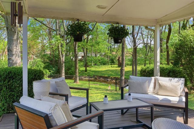 164 Chippendale Dr, Hendersonville, TN 37075
