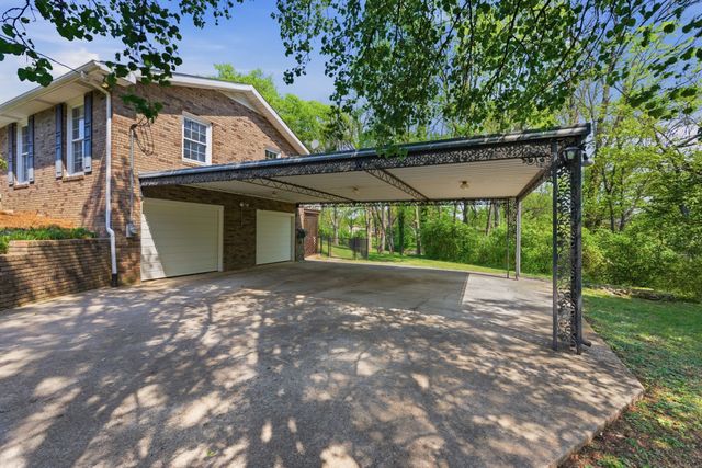 164 Chippendale Dr, Hendersonville, TN 37075