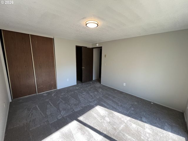 8608 Nw 10TH Ct, Vancouver, WA 98665