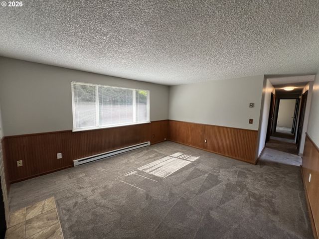 8608 Nw 10TH Ct, Vancouver, WA 98665