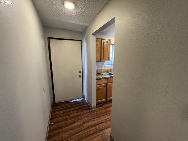 8608 Nw 10TH Ct, Vancouver, WA 98665