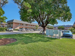 18081 SE Country Club Drive 10-91, Tequesta, FL 33469