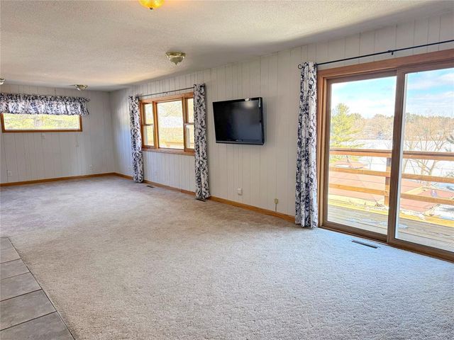 19526 74th Avenue, Chippewa Falls, WI 54729