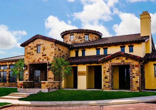 104 Rivalto CIR 1, Lakeway, TX 78734