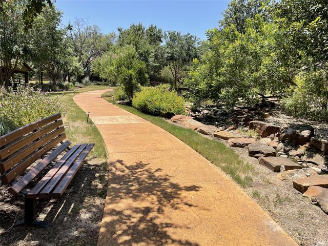 104 Rivalto CIR 1, Lakeway, TX 78734