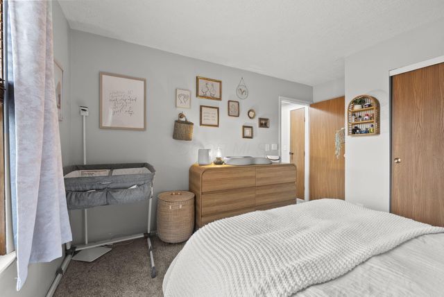 696 Keys View Court, Columbus, OH 43085