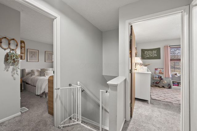 696 Keys View Court, Columbus, OH 43085