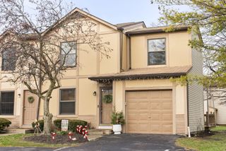696 Keys View Court, Columbus, OH 43085