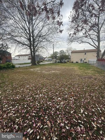 301 TAYLOR AVE, Essington, PA 19029