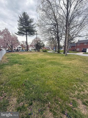 301 TAYLOR AVE, Essington, PA 19029