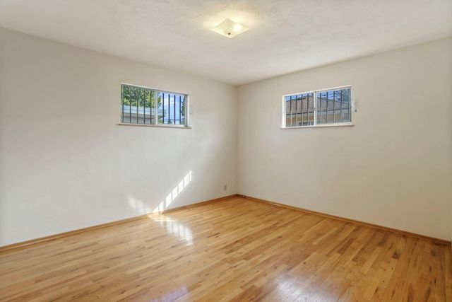 503 Saint Claire Dr, Lodi, CA 95240