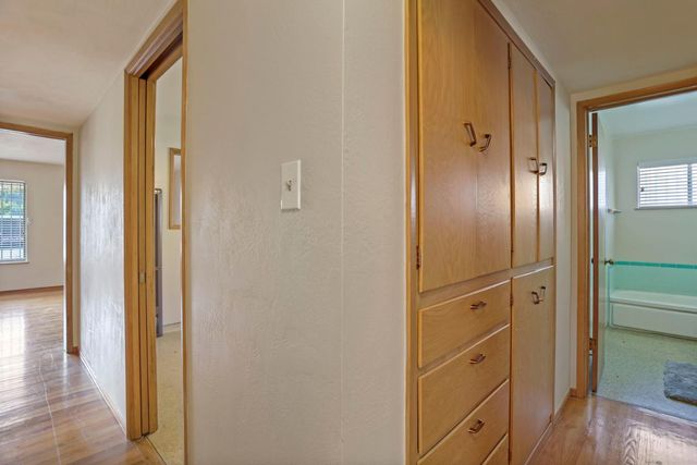 503 Saint Claire Dr, Lodi, CA 95240