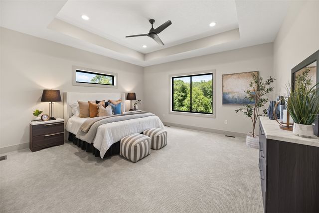 16405 Ironwood Lane, Urbandale, IA 50323