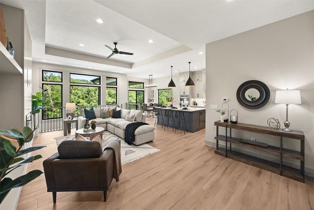 16405 Ironwood Lane, Urbandale, IA 50323