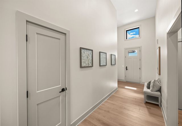 16405 Ironwood Lane, Urbandale, IA 50323