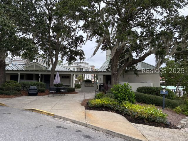 141 Harbour Psge, Hilton Head Island, SC 29926