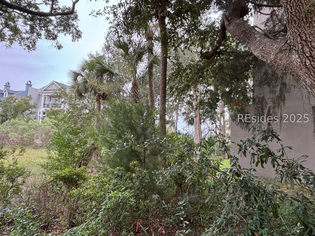 141 Harbour Psge, Hilton Head Island, SC 29926
