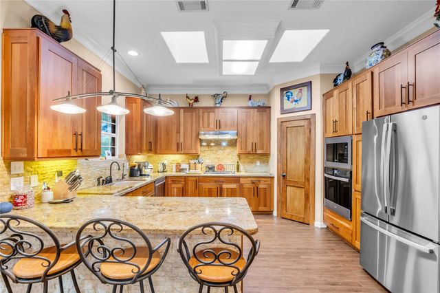 13414 Cherry Hill Drive, Montgomery, TX 77356