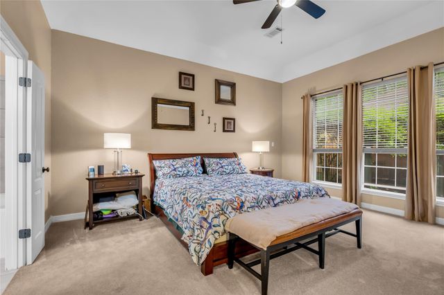 13414 Cherry Hill Drive, Montgomery, TX 77356