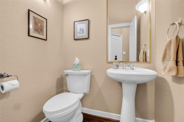 13414 Cherry Hill Drive, Montgomery, TX 77356